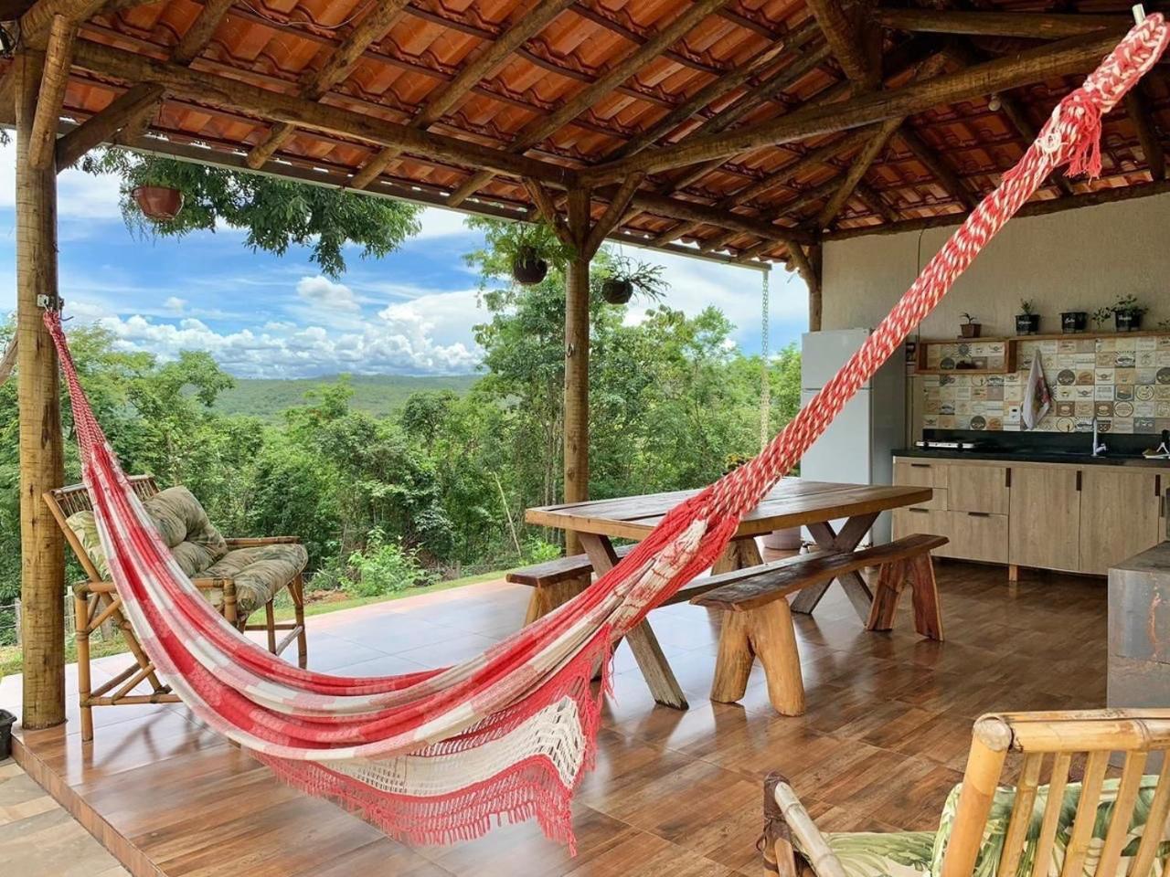 Chale Com Jacuzzi Vista Do Lago Alexania Exterior photo